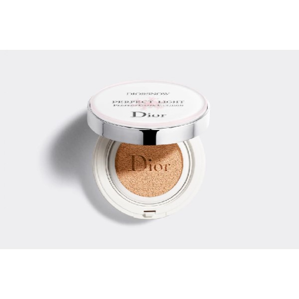 DIOR/スノー パーフェクト ライト クッション/COSMEbi（コスメビ
